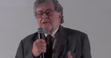 dr Zbigniew Hałat