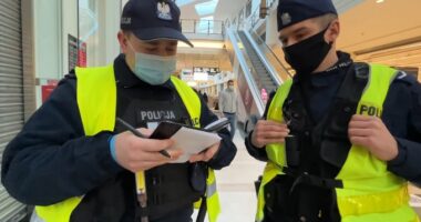 imigrant polska policja