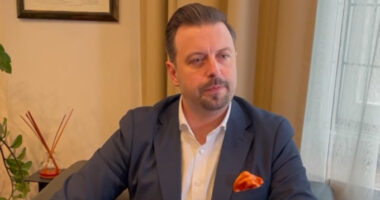 Rafał Piech o politykach