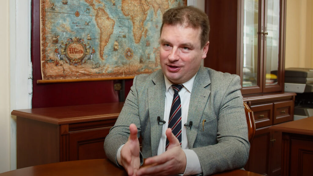 Jacek Wilk o dostępie do naszych kont bankowych