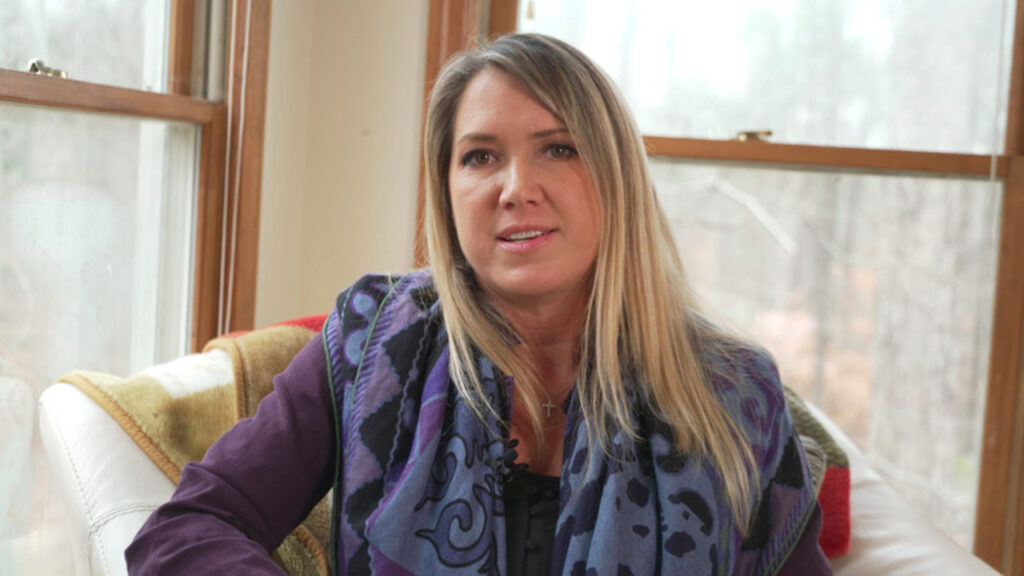 Carrie Madej