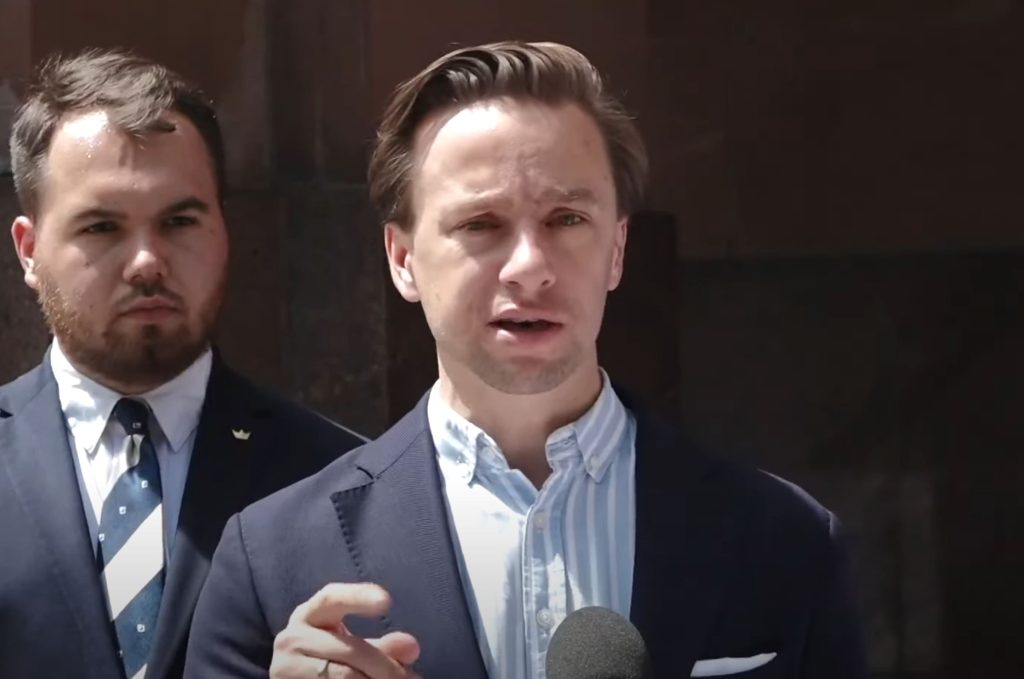 Krzysztof Bosak o imigrantach