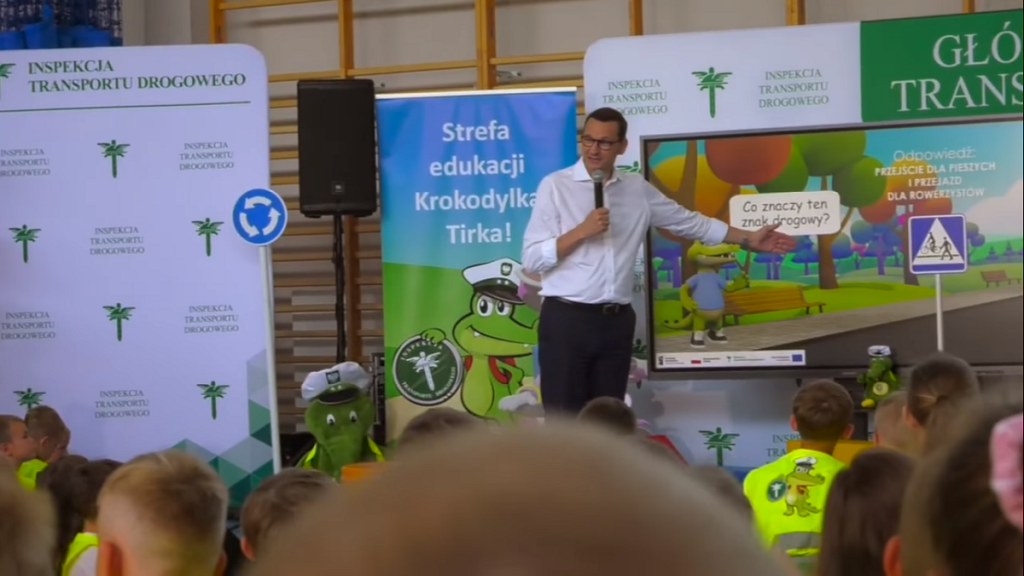 Rodzice nie zostali zapytani o zgodę na udział ich dzieci w spotkaniu z premierem.