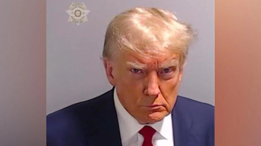 donald trump w wiezieniu