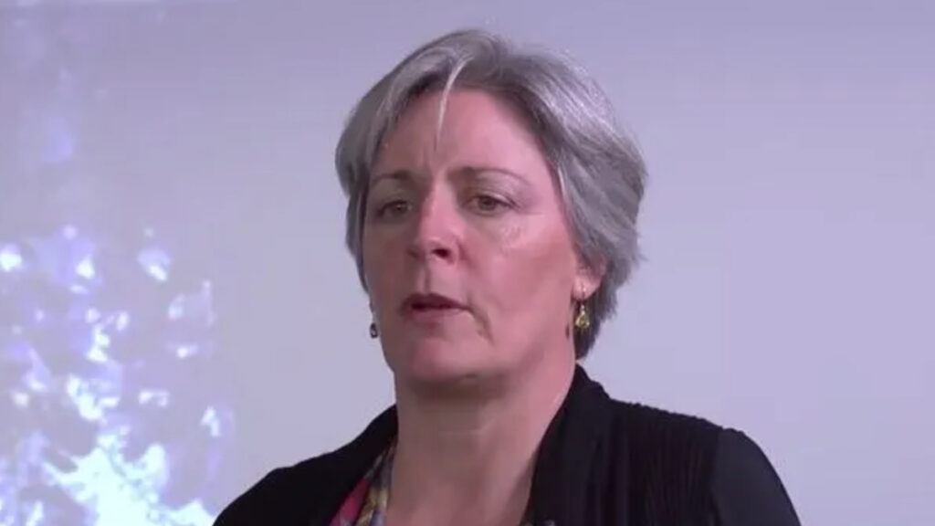 dr Suzanne Humphries