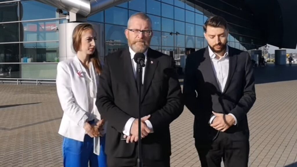 grzegorz braun lotnisko jasionka